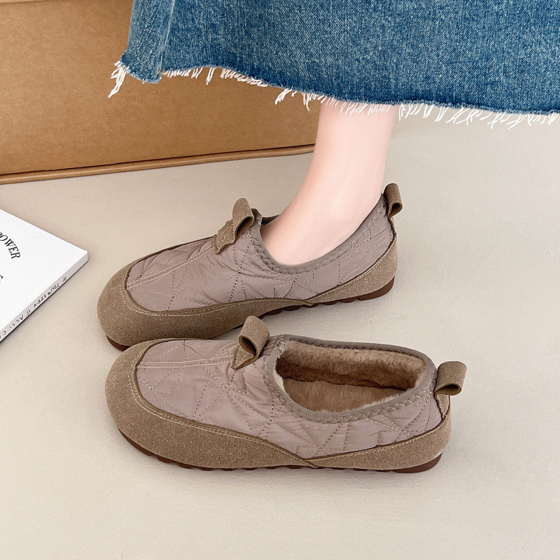 Ženske platnene mokasice u retro stilu, slip-on, s plišastim podstavom, gumena potplat, niska potpetica
