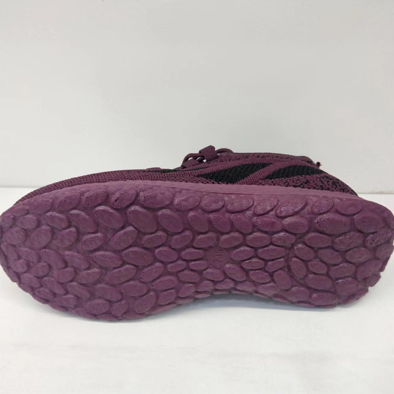 Ženske platnene cipele - casual, tople, s vezicama, gumena potplata, mrežasti gornji dio