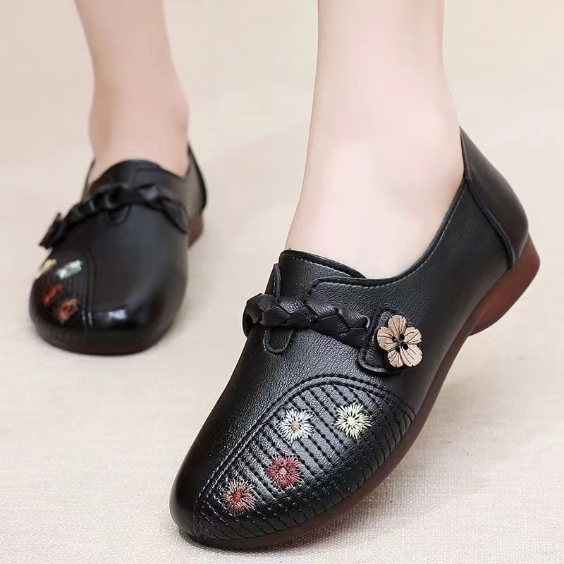 Női lapos cipő – kerek orr, Velcro-zárás, alacsony sarok 1–3 cm, talp marháin ín, virágmintás