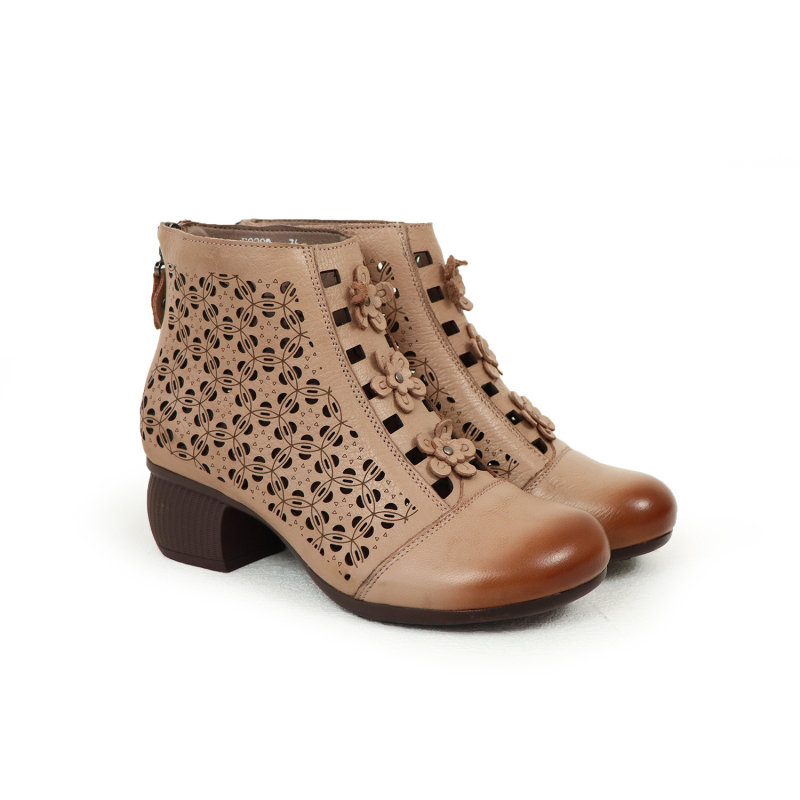 Ženske cipele od prave kože s retro dizajnom, perforacije, stražnji zatvarač, protuklizna gumena potplat, srednji potpetica 3–5 cm