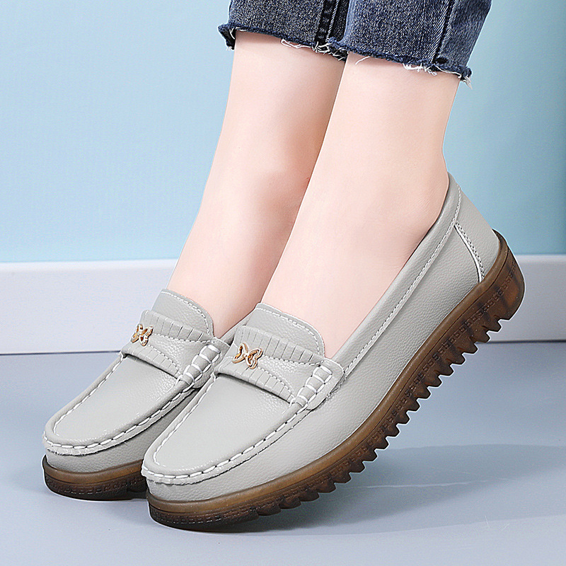 Ženske minimalističke loafer s okruglim vrhom, gornji dio od dviju slojeva teleće kože, ulošak od prirodne kože, TPR potplat, nizak potplat 1–3 cm, casual slip-on obuća