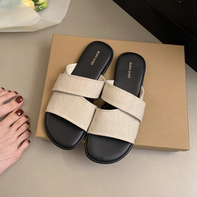 Ženske flip-flop sandale s ploskim gornjim dijelom od plastike, gumeni đon, minimalistički dizajn, debljina đona 0–3 cm, ravna podloga