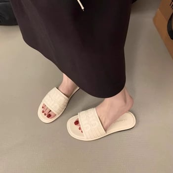 Flat talpú koreai stílusú kültéri szandál, egypántos, PVC felsőrész, gumi talp, légáteresztő, talpvastagság 0–3 cm, 2025 tavasz