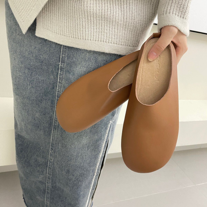Korejskog stila toe-cap slip-on mule s PU gornjim dijelom i gumastom potplatom