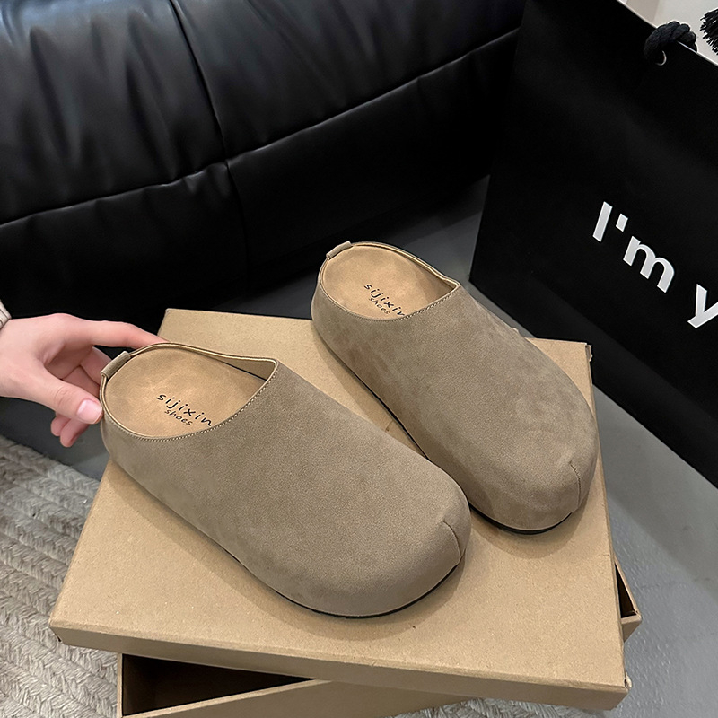 Dámske slip-on topánky s PU vrchným dielom, gumová podrážka, okrúhla špička