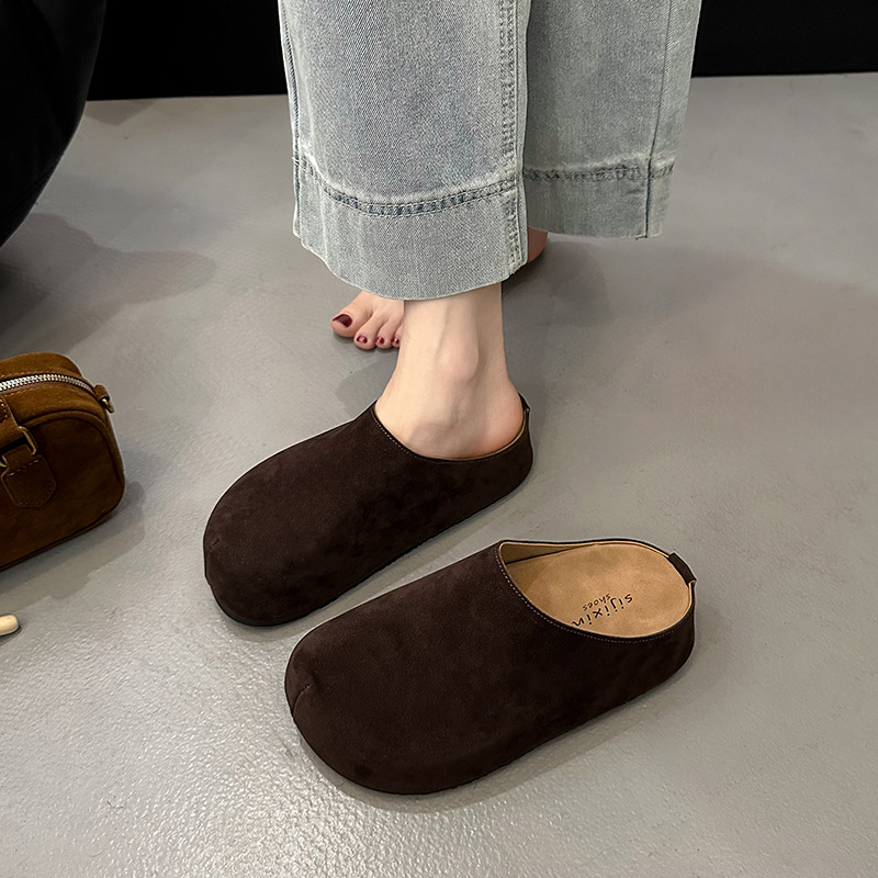 Dámske slip-on topánky s PU vrchným dielom, gumová podrážka, okrúhla špička