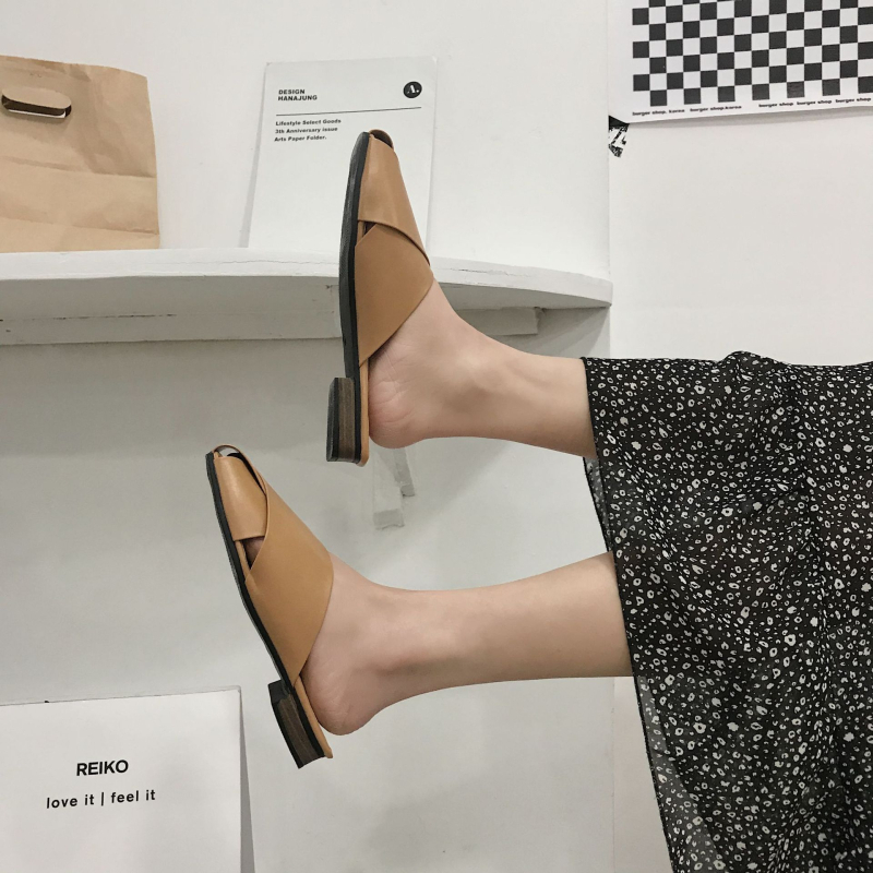 Ženske mule sandale s kvadratnim vrhom – prozračan PU gornji dio, podstava od umjetne kože, gumeni đon, ravna potpetica, slip-on zatvaranje