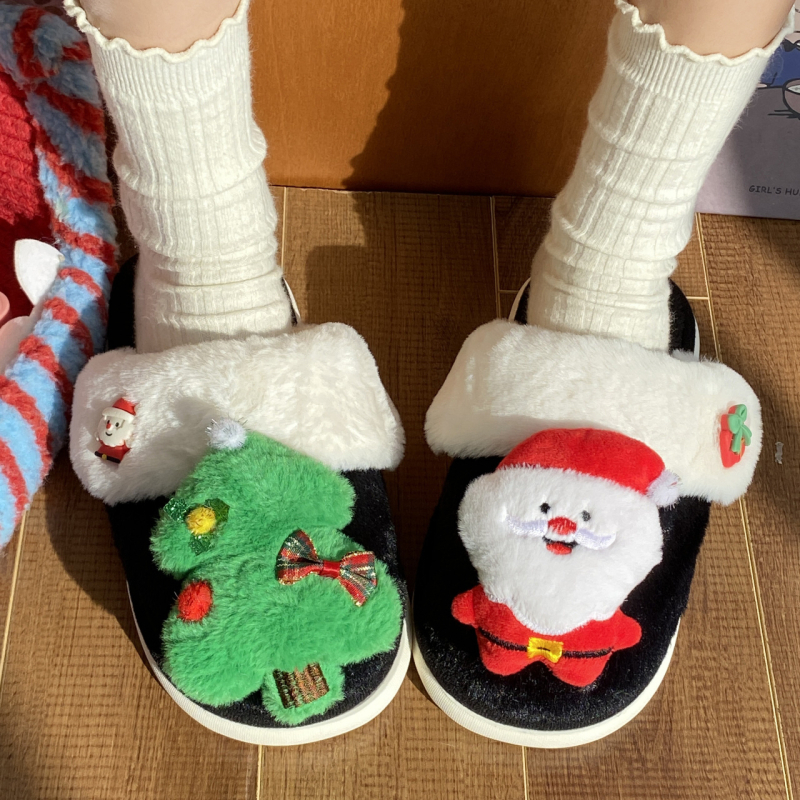 Женски пантофи за вкъщи – карикатурен Дядо Коледа дизайн, велурена горна част, памучна подплата, гумена подметка с антихлъзгаща повърхност