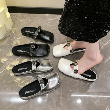 Sandale plate cu suprafața PU, vârf rotund, căptușeală PU, talpă din cauciuc — lansare vară 2025