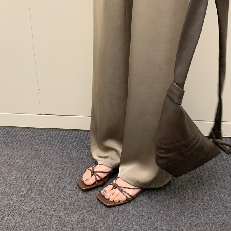 Ženske sandale s kvadratnim vrhom, uske tračice, slip-on, 3–5 cm đon, gumeni potplat, gornji dio: super vlakno, stil: korejska verzija