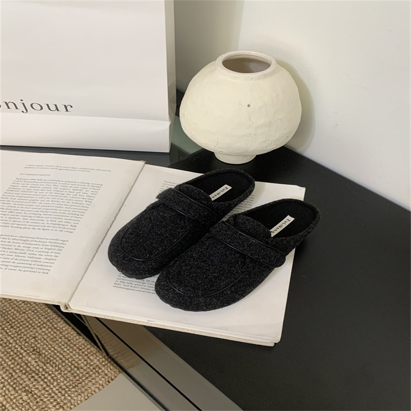 Ženske slip-on loaferice s gornjim dijelom od nubuka, gumom potplatom, podstava od umjetne kože, ravni potplat