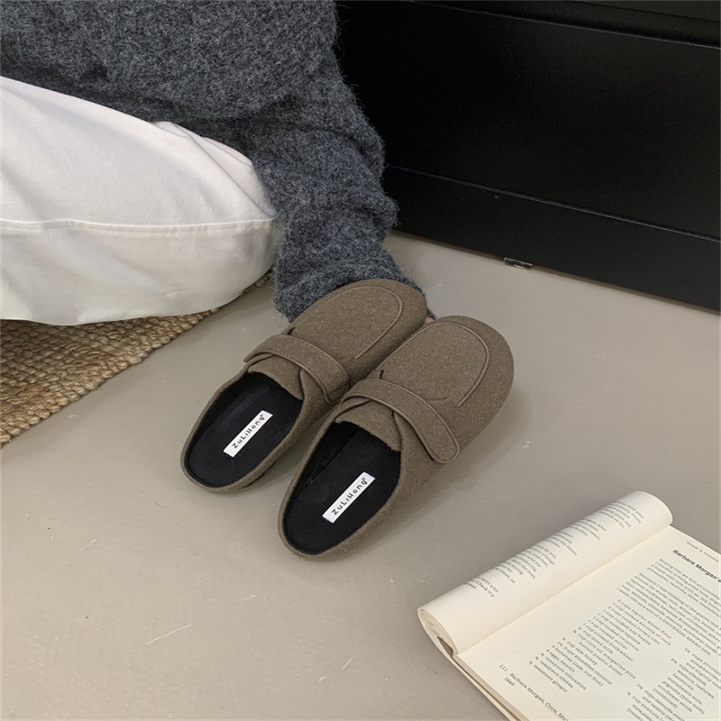 Ženske slip-on loaferice s gornjim dijelom od nubuka, gumom potplatom, podstava od umjetne kože, ravni potplat