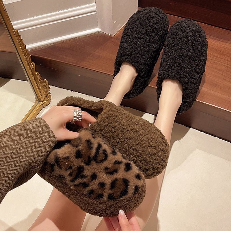 Ženske papuče leopard uzorka s debelim platformama, zatvorenim prstom, gornji dio od umjetnog krzna, gumena potplata