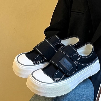 Ženske platnene tenisice s Velcro zatvaračem, niski gornji dio, gumena potplat, ležeran stil