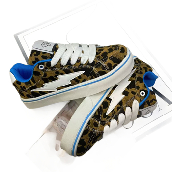 Ženske platnene tenisice s leopard printom i motivom munje, niski kroj, vezanje, gumeni đon, školski stil, proleće