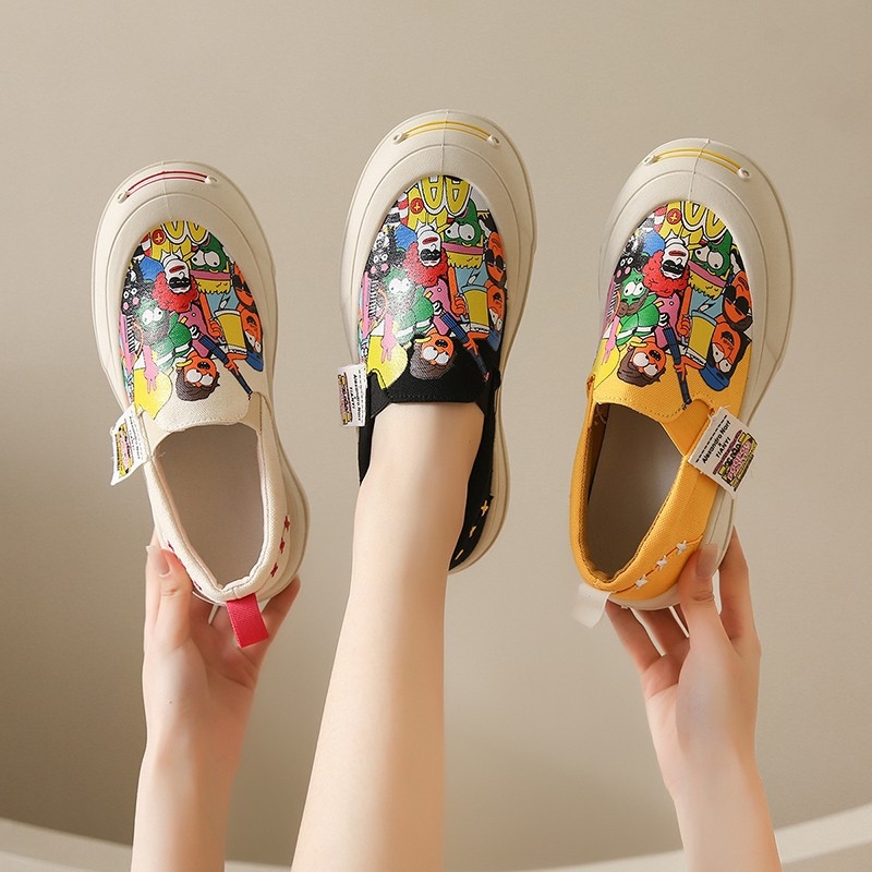 Ženske lazy shoes s platnenim gornjim dijelom, cartoon uzorak, gumena potplat, muffin petom, srednja visina pete 3-5 cm