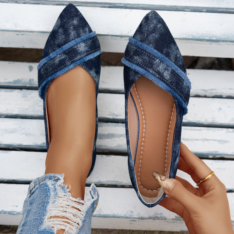 Ženske Slip-On tenisice od platna s uskim nosom, PU ulošak, gumeni đon, klinasti potpet 4–6 cm (Gornji dio: platno; Nos: uski; Zatvaranje: Slip-On; Uložak: PU; Potpet: Klinasti 4-6 cm)