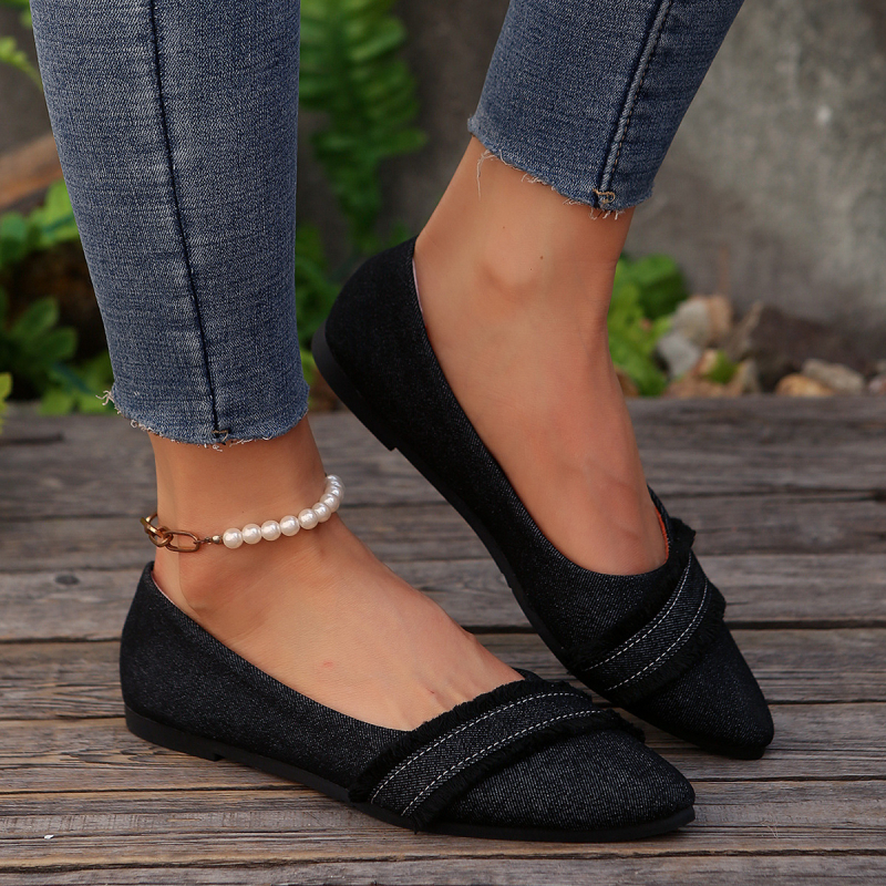 Ženske Slip-On tenisice od platna s uskim nosom, PU ulošak, gumeni đon, klinasti potpet 4–6 cm (Gornji dio: platno; Nos: uski; Zatvaranje: Slip-On; Uložak: PU; Potpet: Klinasti 4-6 cm)