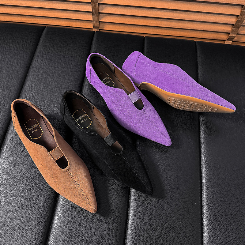 Cipele s uskim nosom, slip-on, gornji dio od platna, PU đon, podstava od ovčje kože, niska peta (1–3 cm)