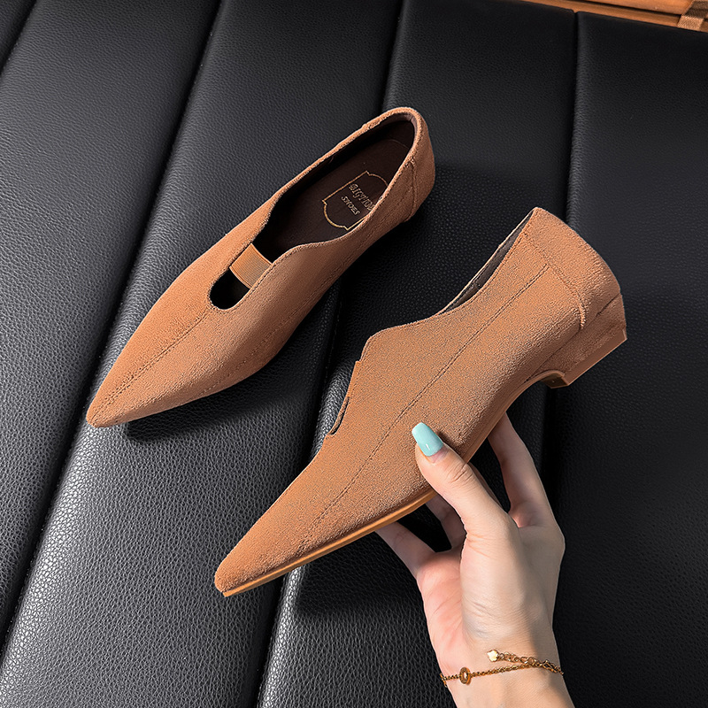 Cipele s uskim nosom, slip-on, gornji dio od platna, PU đon, podstava od ovčje kože, niska peta (1–3 cm)