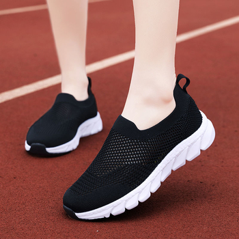 Ženske mrežaste tenisice, prozračan gornji dio, okrugli vrh, slip-on dizajn, mekani đon, niski pet 1-3 cm