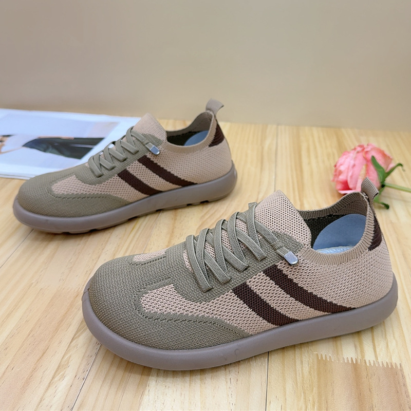Ženske Lazy Shoes, gornji dio od platna, niski potplat 1–3 cm, proljeće 2025