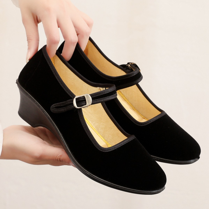 Дамски обувки от велветено платно за хотелски персонал, нехлъзгаща се пластмасова подметка, подплата от мрежа и закопчаване с катарама в една линия