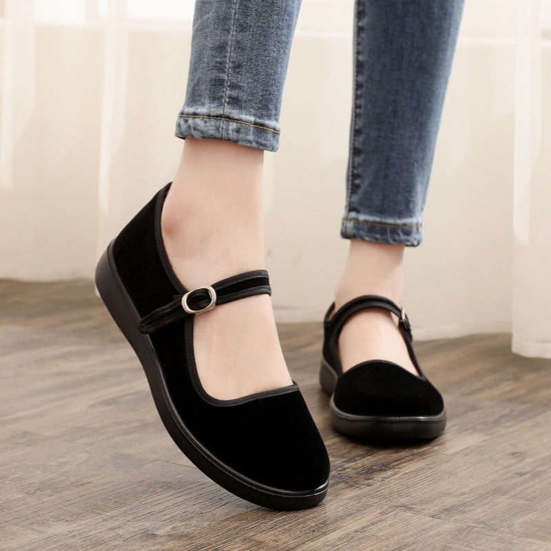 Дамски обувки от велветено платно за хотелски персонал, нехлъзгаща се пластмасова подметка, подплата от мрежа и закопчаване с катарама в една линия