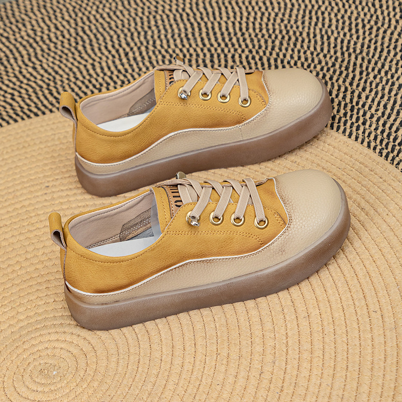 Ženske retro udobne tenisice s dvostrukim kožnim gornjim dijelom, elastično slip-on zatvaranje, okrugli vrh, ravna peta, prozračna podstava