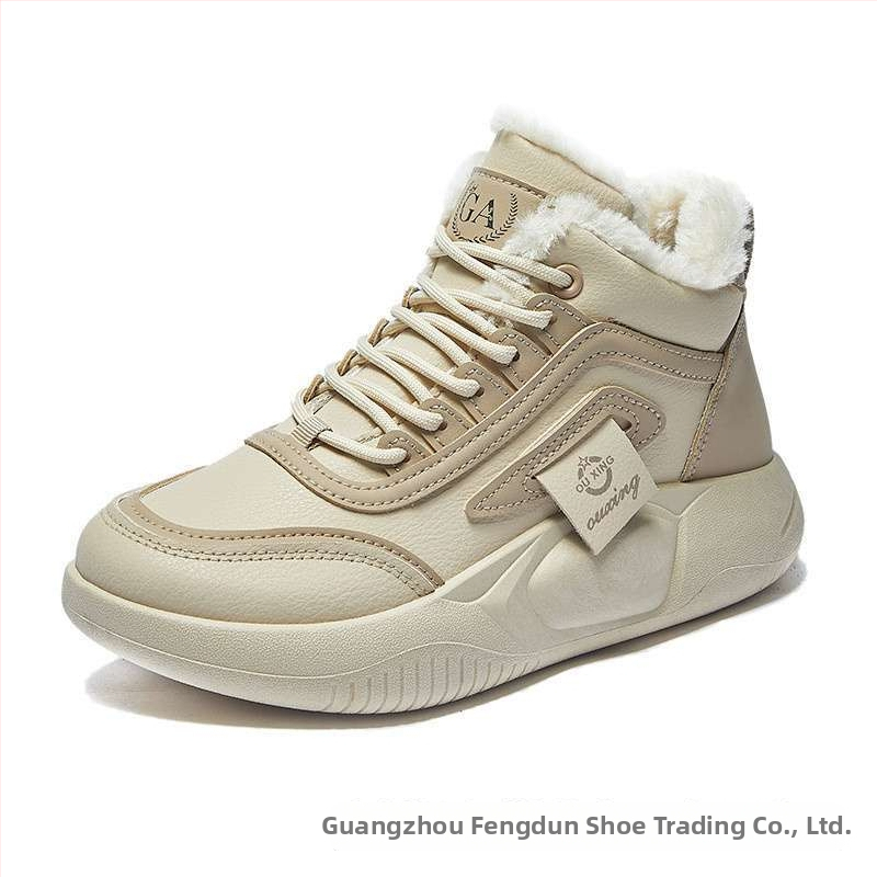 Dámske mid-top tenisky s PU vrchnou, vnútorný materiál z umelej plyše, gumová podrážka, kruhová špička, výška podpätku 3–5 cm