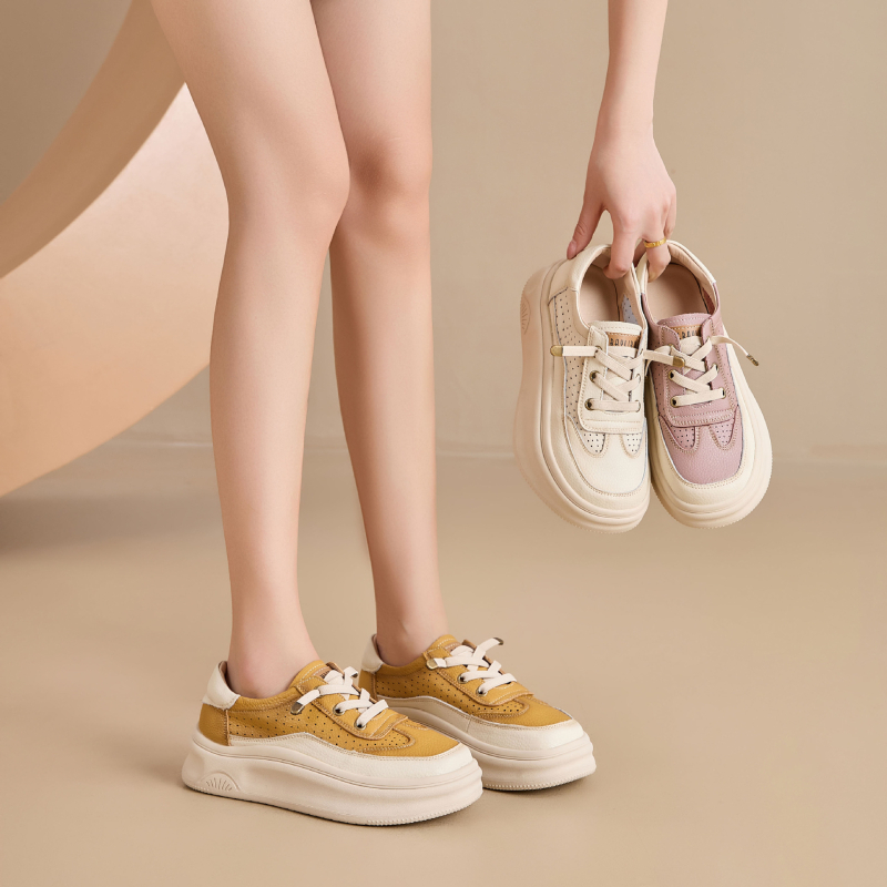 Дамски спортни обувки за ежедневието с кръгла носка, кожен горен слой, средна височина на горната част, връзки, дишаща гумена подметка
