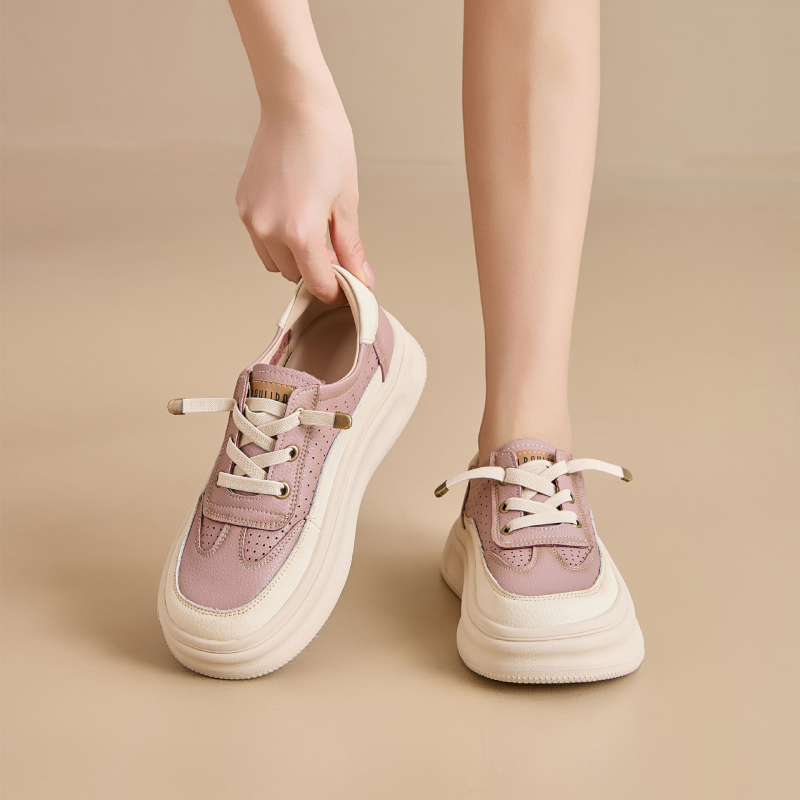 Дамски спортни обувки за ежедневието с кръгла носка, кожен горен слой, средна височина на горната част, връзки, дишаща гумена подметка