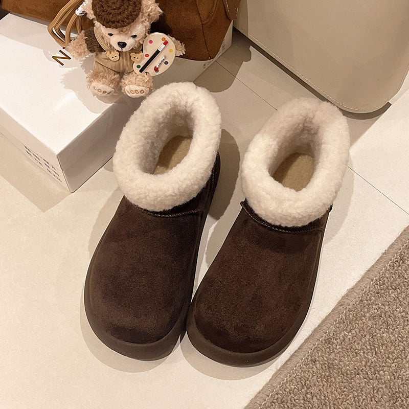 Dámske zimné čižmy, vysoký vrchný diel, materiál vrchu: super fiber, podšívka z umelej kožušiny, podrážka: guma