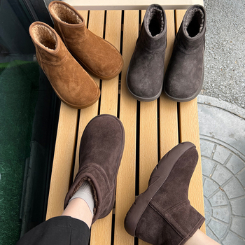 Ženske čizme za snijeg od prave kože s imitacijom vunom, zima 2025, srednja visina čizme, potplat od prirodnog kaučuka, ravna potpetica