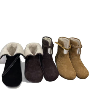 Дамски кожени ботуши със средна височина, повдигащ дизайн, подплатени с изкуствен плюш, зимни, гумена подметка