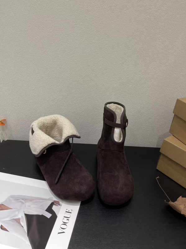 Дамски кожени ботуши със средна височина, повдигащ дизайн, подплатени с изкуствен плюш, зимни, гумена подметка