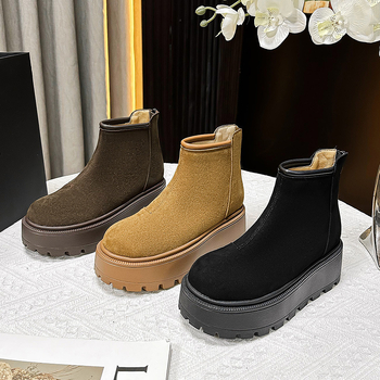 Снежни ботуши със набук кравешка кожа, топла подплата от флис, предно връзване, гумена подметка с дебел 5 см ток