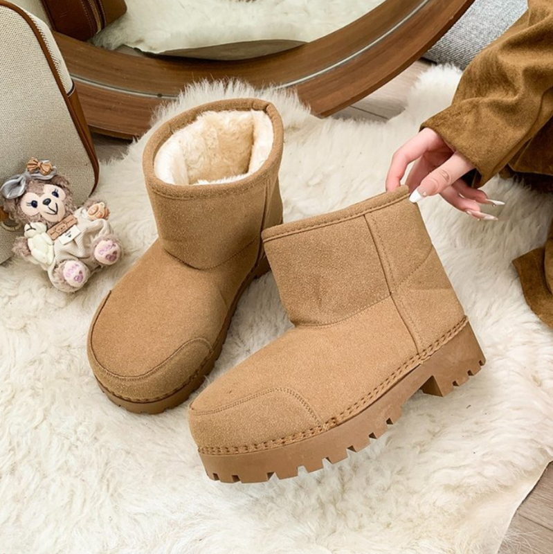 Дамски зимни снегоботи: микрофибърна горна част с изкуствен пух, подплата от изкуствен косъм, гумена подметка, нисък корпус и кръгъл пръст