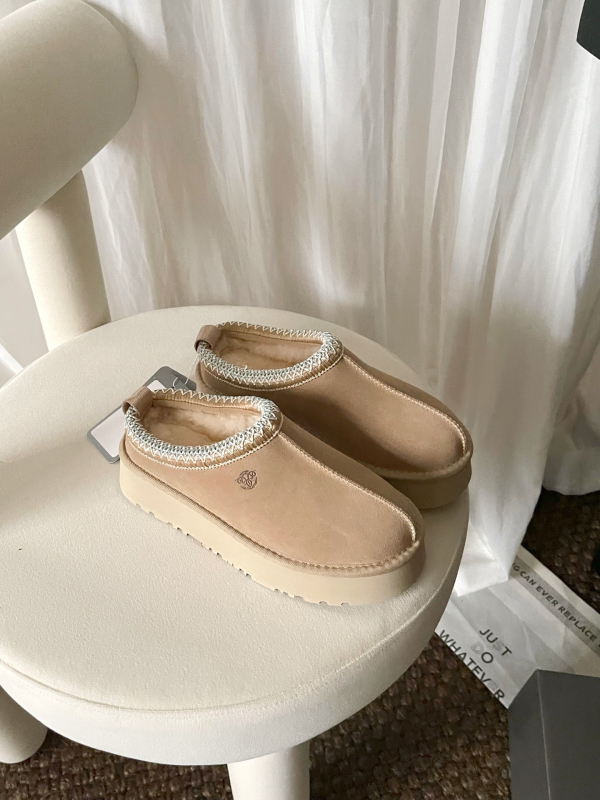 Ženske zimske čizme s debelom potplatom, slip-on stil, etnički uzorak, vunena podstava, gornji dio od teleće kože
