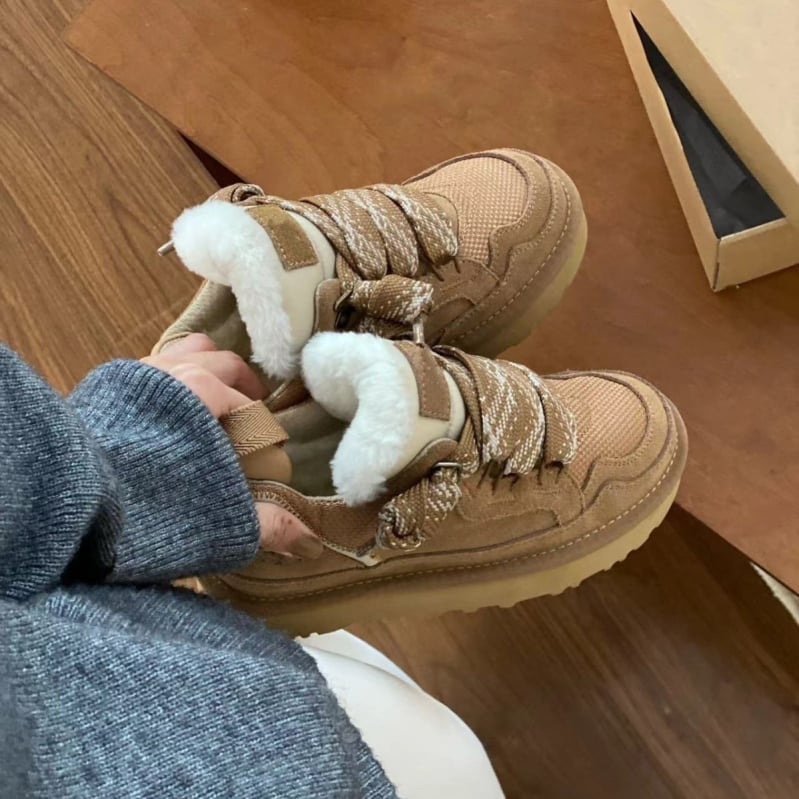 Cizme de zăpadă cu partea superioară integrată din blană și PU, șireturi frontale, talpă din cauciuc, căptușeală din blană artificială