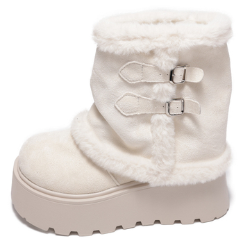 Дамски снегоботи - Замшев горен слой, гумена подметка, вътрешност от изкуствен плюш, къс маншет, дебела подметка