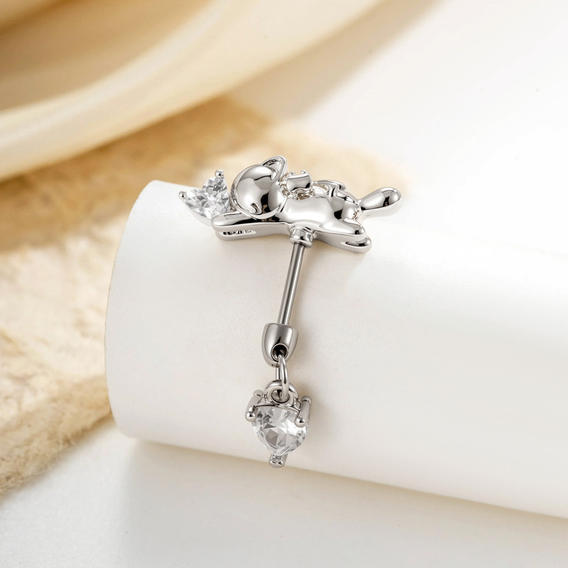 Sirds formas cirkonija ausu skrimšļa pīrsings – metāla juvelierizstrādājums