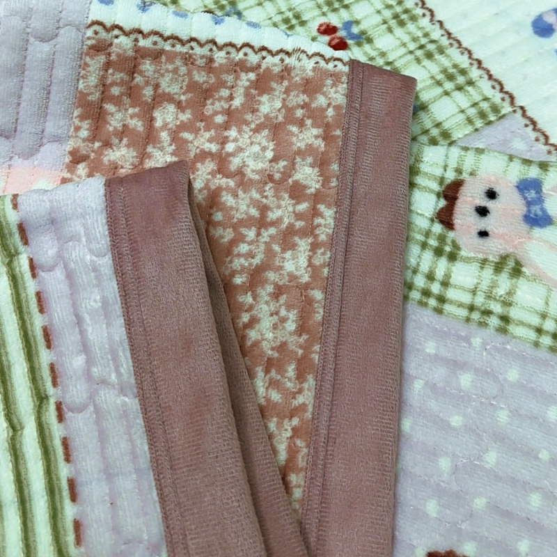Prekrivač od mliječnog velvet materijala, set od 3 komada, zimska toplina s jastučnicama