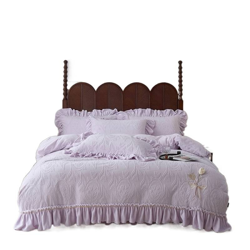 Četverodijelni set posteljine, princepski stil s izrezbarenim uzorkom, mliječni velur, zimska debljina