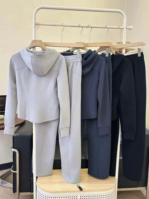 Slim-Fit Lulu sportski komplet, druga generacija, jesen 2025, ženski casual hoodie s kapuljom