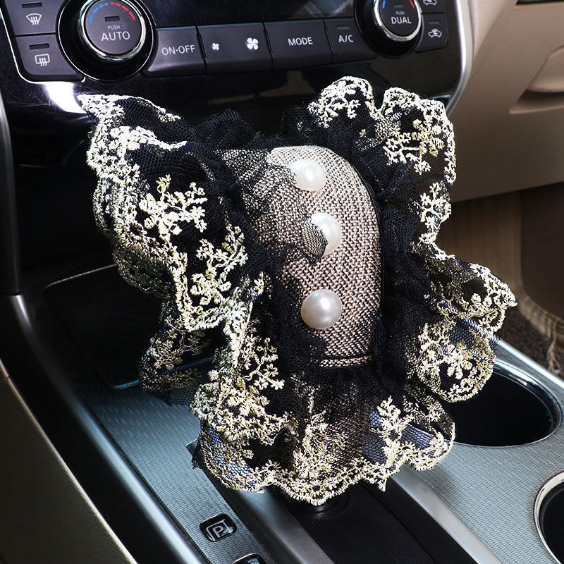 Σετ δαντέλας εσωτερικού αυτοκινήτου: κάλυμμα λεβιέ ταχυτήτων, μαξιλάρι υποβραχιονίου και προστατευτικό ώμου ζώνης