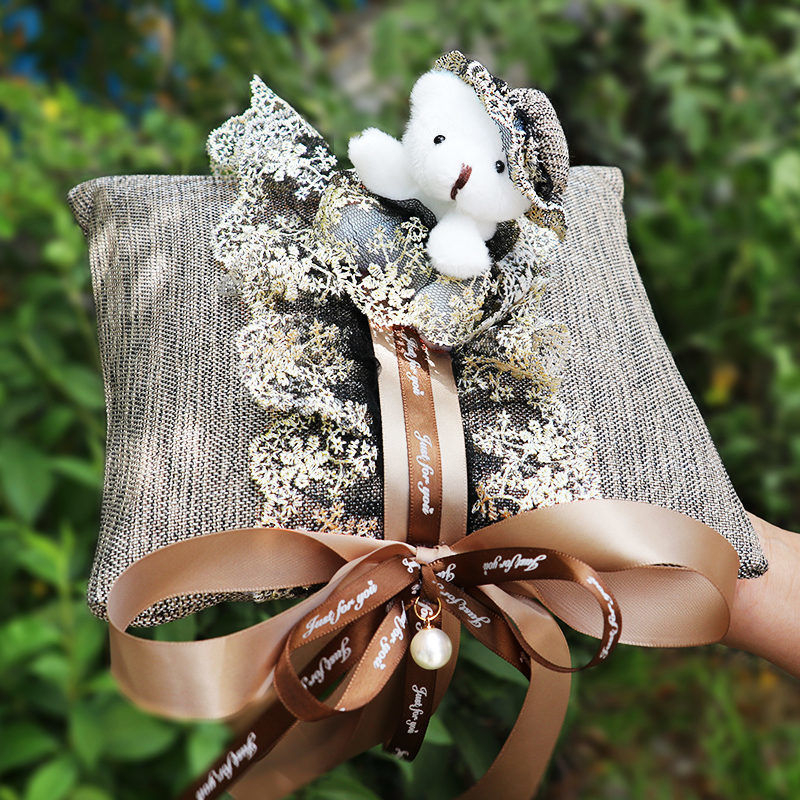 Σετ δαντέλας εσωτερικού αυτοκινήτου: κάλυμμα λεβιέ ταχυτήτων, μαξιλάρι υποβραχιονίου και προστατευτικό ώμου ζώνης