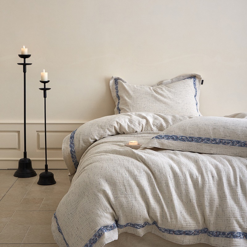 Četverodijelni set posteljine u stilu Wabi-Sabi, jacquard satin pamuk i lan, nježan prema koži i prozračan, pogodan za sve sezone
