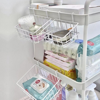 Pakārts režģa grozs no kalta tērauda uz plauktiem un uzglabāšanai