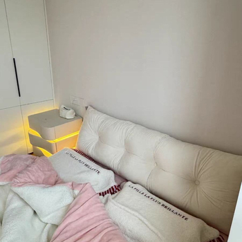 Ágy melletti támlás párna, tatami stílus, kristály velúr, INS stílus, egyszínű mintázat, hálószoba